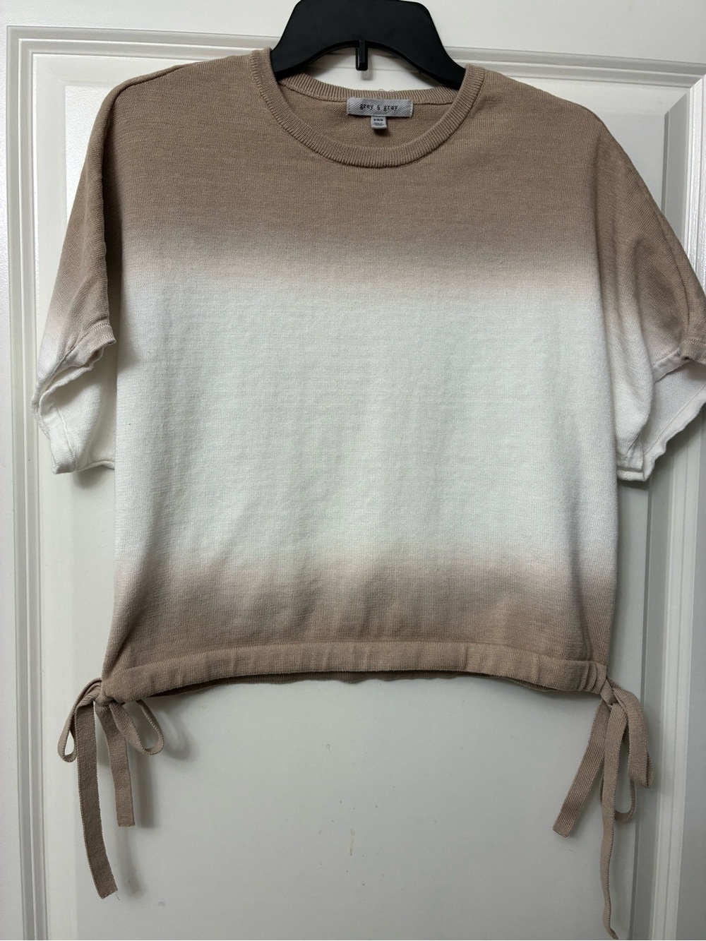 Cream Ombre Tie-Hem Short Sleeve Crop Sweater